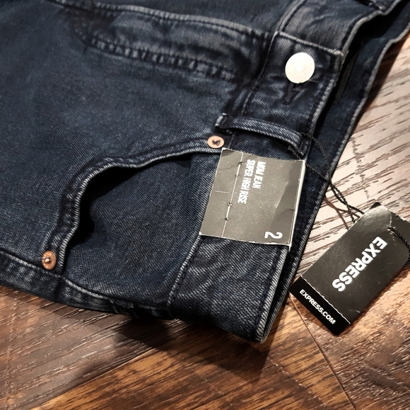 ⭐️ EXPRESS MOM SUPER HIGH WAISTED JEANS - Picture 7 of 7